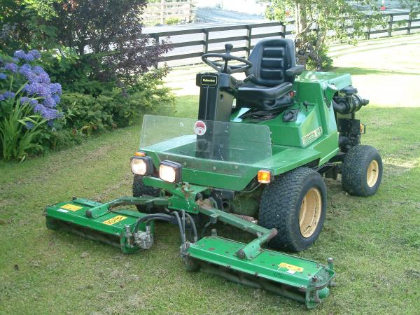 John Deere Robine 900